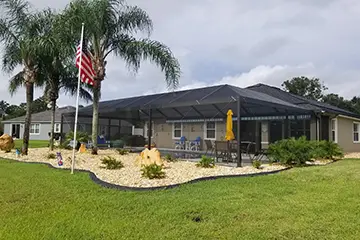 Mega picture view pool enclosure by East Coast Aluminum